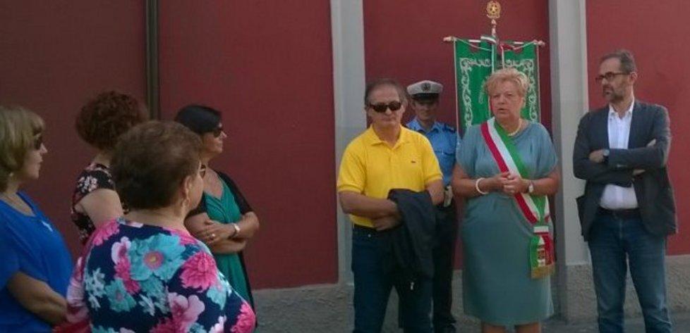 Inaugurata la targa in ricordo dell’ultimo capostazione 