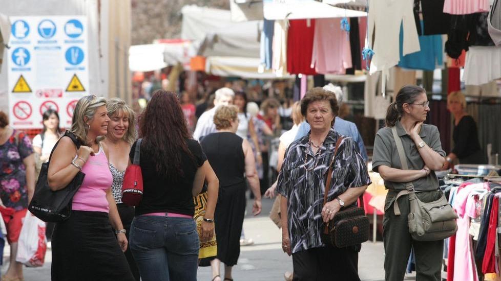 Mercato, il sindaco propone un sondaggio