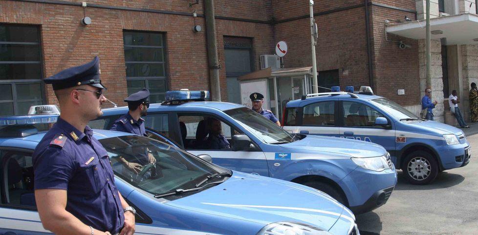 Blitz nel laboratorio cinese Azienda a rischio chiusura 