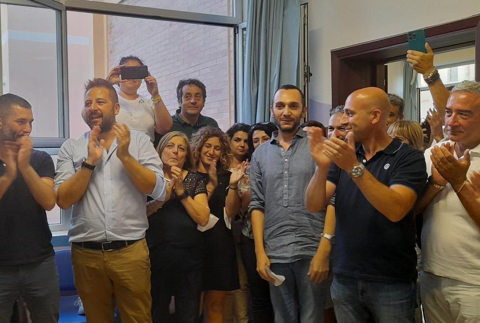 Arzachena, nuova giunta tra le polemiche: pesano le esclusioni eccellenti