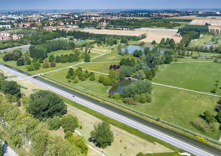 The Boss, sale la fronda anti-Parco: «Meno vincoli in zona aeroporto» 