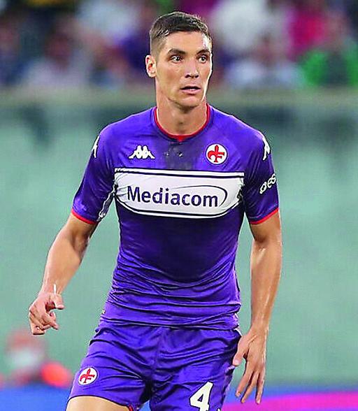
	Nikola Milenkovic, 25 anni, &egrave; gi&agrave; considerato nel suo ruolo uno dei pi&ugrave; esperti e affidabili. &Egrave; in partenza verso Inter o Atletico Madrid

