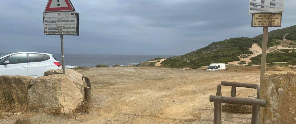 Alla Frana via massi e catena, restano i cartelli
