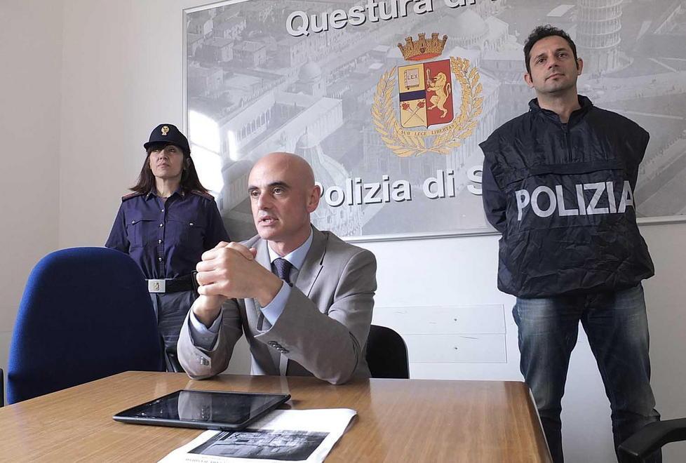 Calcio: danneggiò cinque tornelli, Daspo di 5 anni a un ultrà 