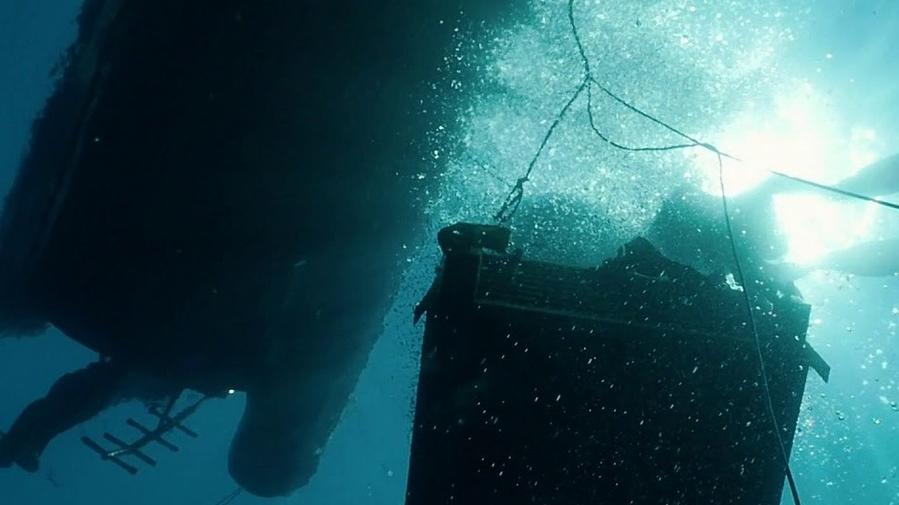 Akènta, festa in barca e concerto di J-Ax