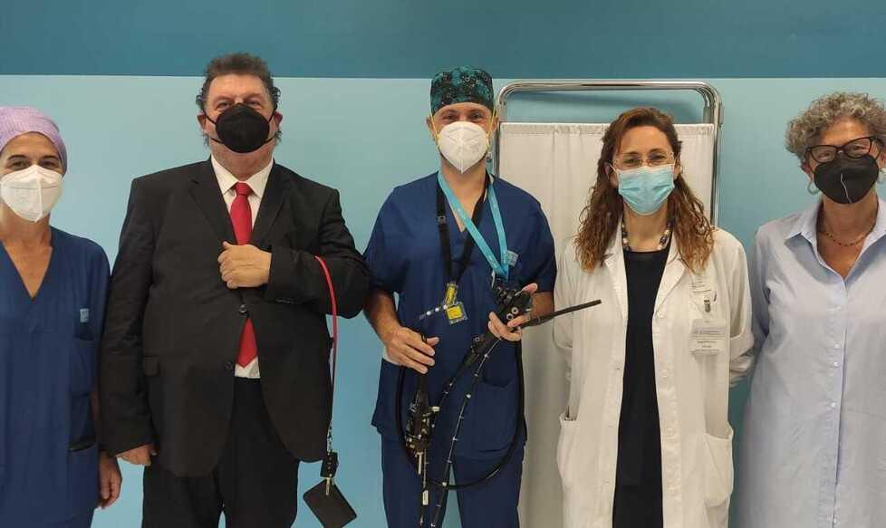 Carpi. Gli “Amici del fegato” donano all’ospedale colonscopio innovativo