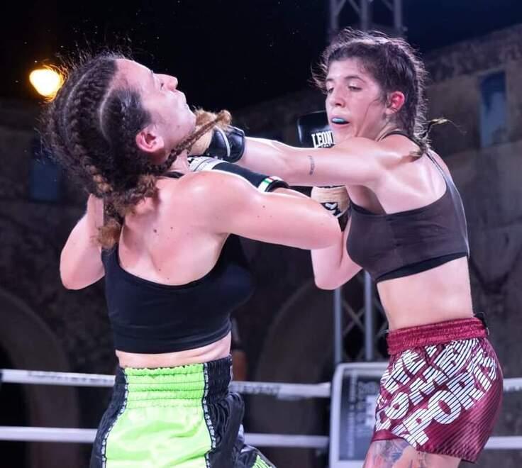 Carlotta Dama impegnata a Catania nel match contro Giuliana Parisi. Il verdetto sfavorevole all’atleta pisana ha fatto discutere (foto Martin Agius)