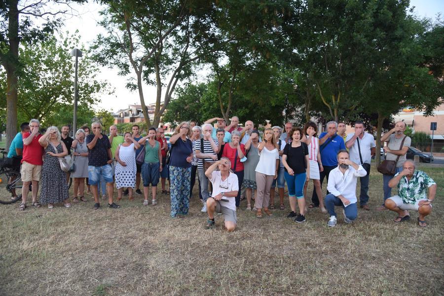 Riunione cittadina contro il puzzo