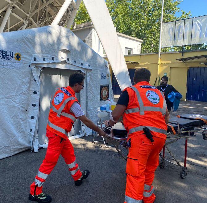 Modena Malori al Braglia per caldo e disidratazione: 60 interventi al concerto di Ultimo 