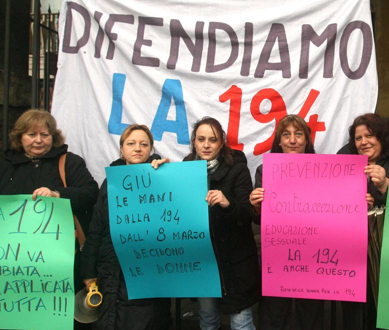 Aborto e obiettori. Nel Ferrarese dicono ancora no quasi 7 medici su 10 