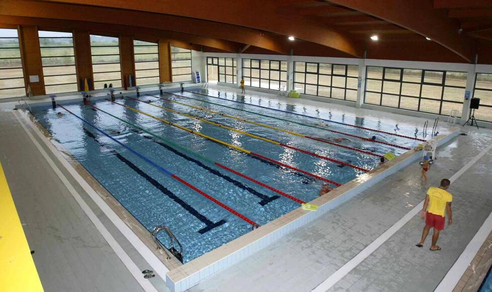 Piscina, Aquatempra chiede ai Comuni 284mila euro