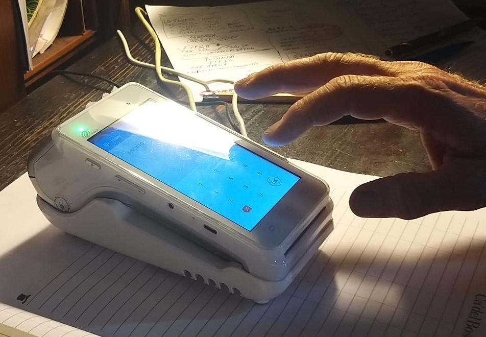 Pos obbligatorio, via ai controlli a Ferrara. Ma i tabaccai chiedono l’esonero 