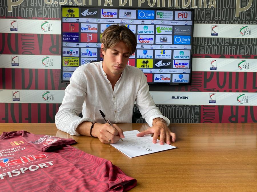 
	Tommaso Fantacci firma con il Pontedera&nbsp;

