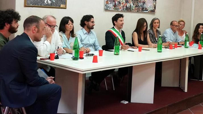 Bientina, nasce l’amministrazione Carmassi: ecco tutte le deleghe ai consiglieri