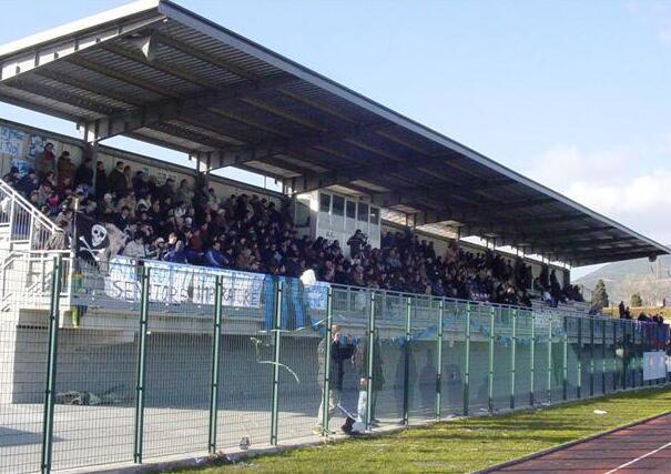 Cascina rimane senza il pallone e le polemiche non si placano