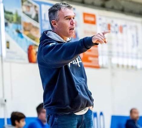 Basket, ritorno... al futuro: la guida del Cosmocare nella mani di coach Forti 