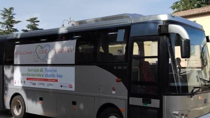 Ecco Val di Cornia bus, la navetta turistica voluta dalle strutture
