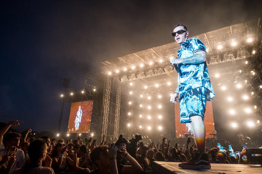 
	Salmo sul palco a Bibione

