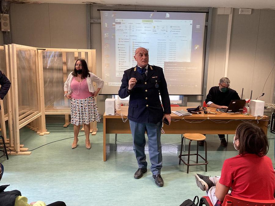 
	L'ispettore Montuori

