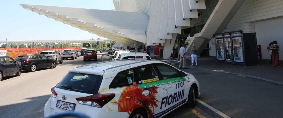 I taxisti reggiani spengono i motori