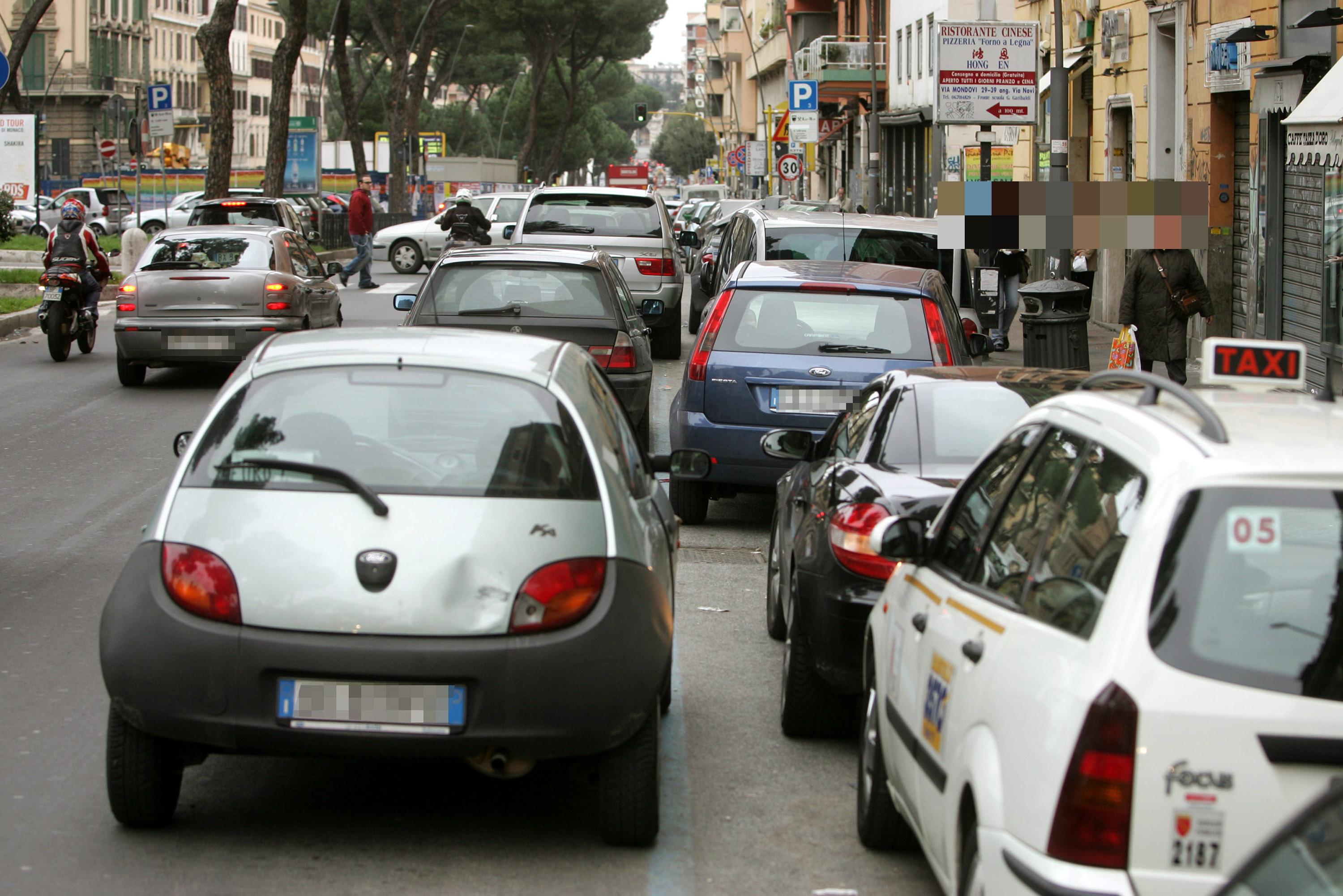 L’auto a noleggio nell'isola è una scelta obbligata, ma anche un salasso