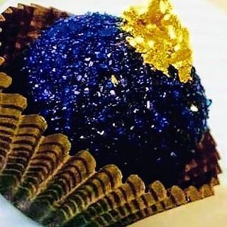 
	Uno dei preziosi dolcetti prodotti nel laboratorio di Ottana

