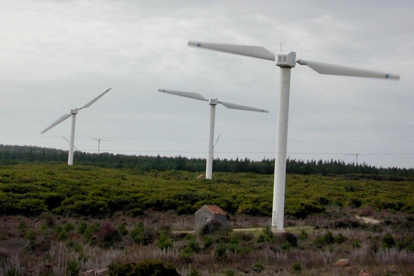 Clini: “Eolico e solare sono inevitabili, ma alla transizione serve il fossile”