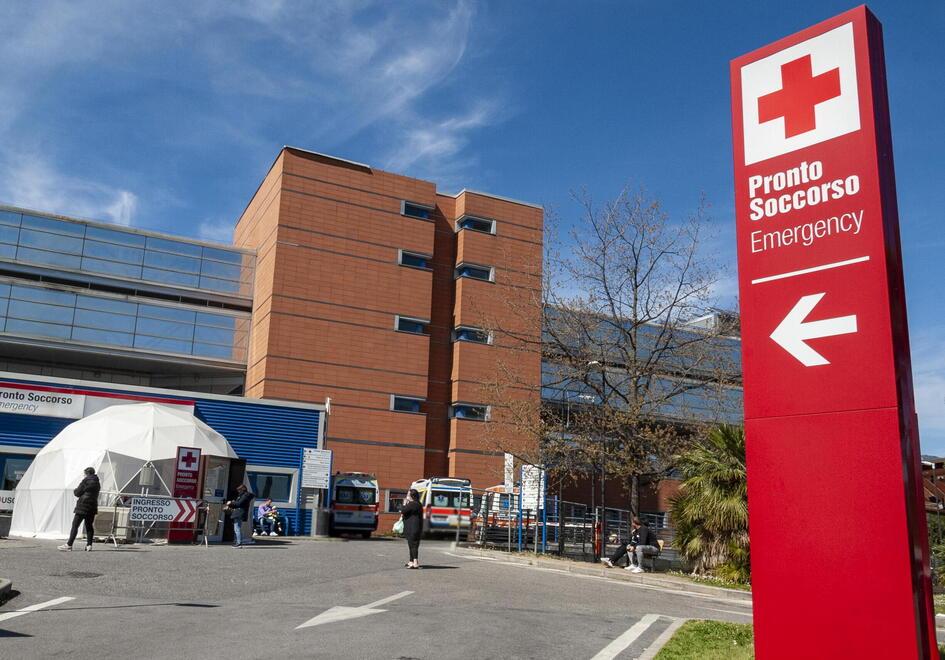È assedio ogni giorno al pronto soccorso del Versilia: 7mila accessi in un mese 