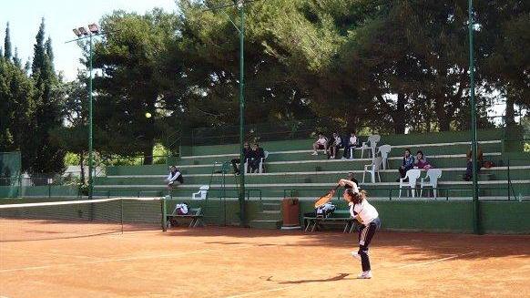 Corsi di tennis al Liceo Scientifico Fermi