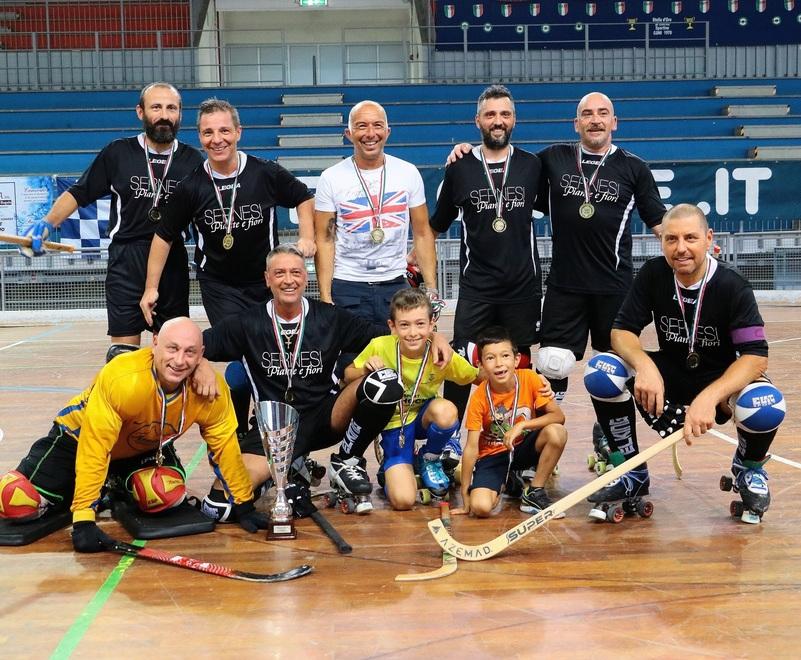 L'Hockey Prato 1954 Veterani conquista la Coppa Italia Veterani battendo in finale per 5-2 l’Agrate. Una grande affermazione per la squadra che dimostra anche la passione e l’importanza che questa disciplina assume a Prato