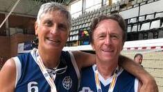 Luca, il dottore pratese di 61 anni campione europeo di basket