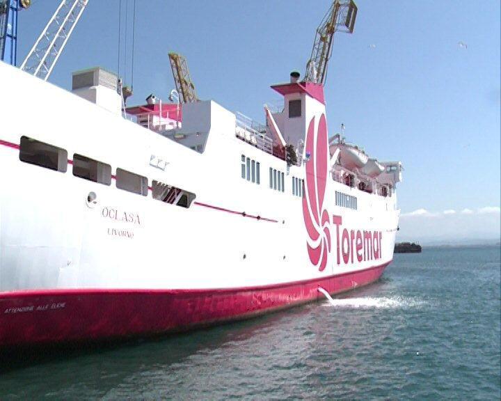 Navi all'Elba, slot al 100% da sabato 