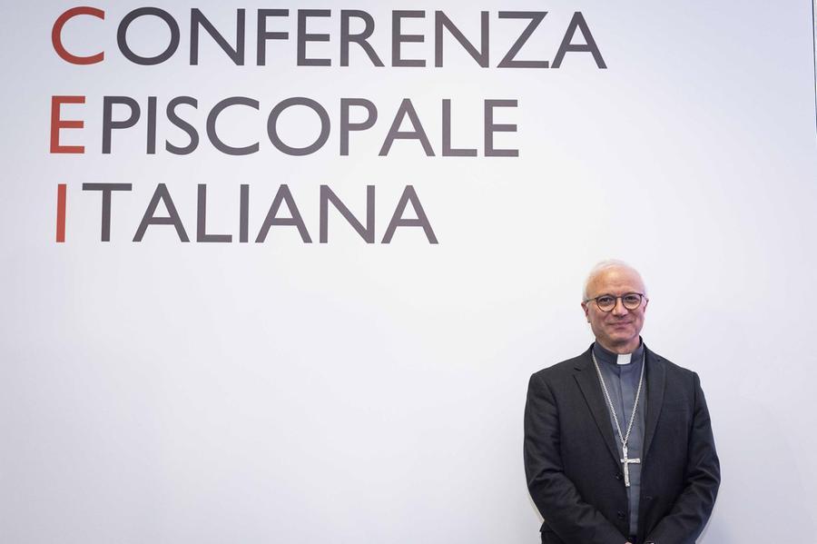 L’arcivescovo di Cagliari nominato segretario generale della Cei