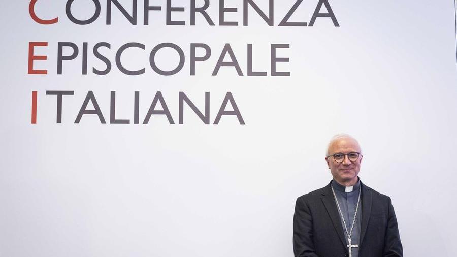 L’arcivescovo di Cagliari nominato segretario generale della Cei