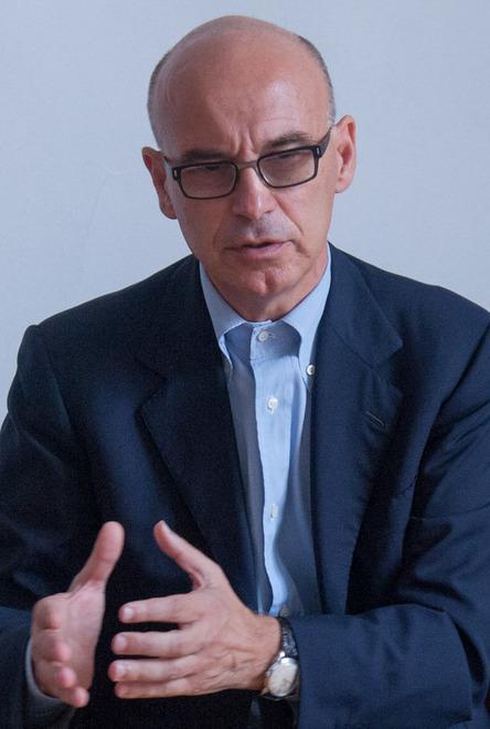 Renato Soru illustra il programma e le primarie aperte