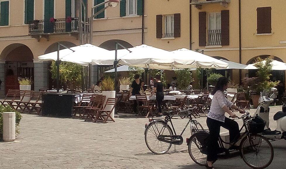 Carpi. Dehors, deroga di altri tre mesi «Servono controlli sul decoro» 