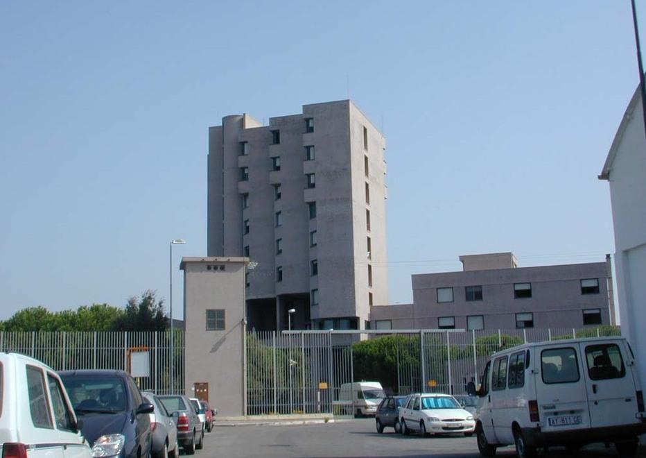 Una veduta del carcere livornese delle Sughere (foto d'archivio)