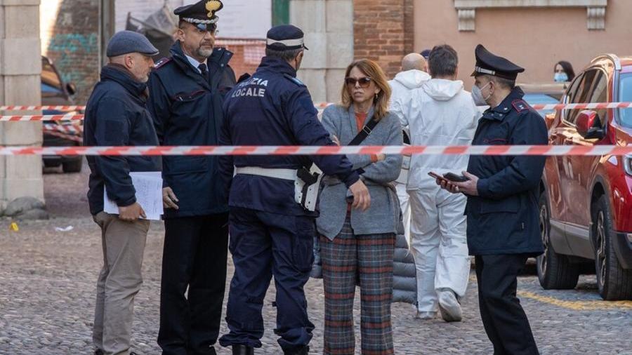 Sparatoria a Ferrara, il ferito: «Aspettava me, per spararmi»
