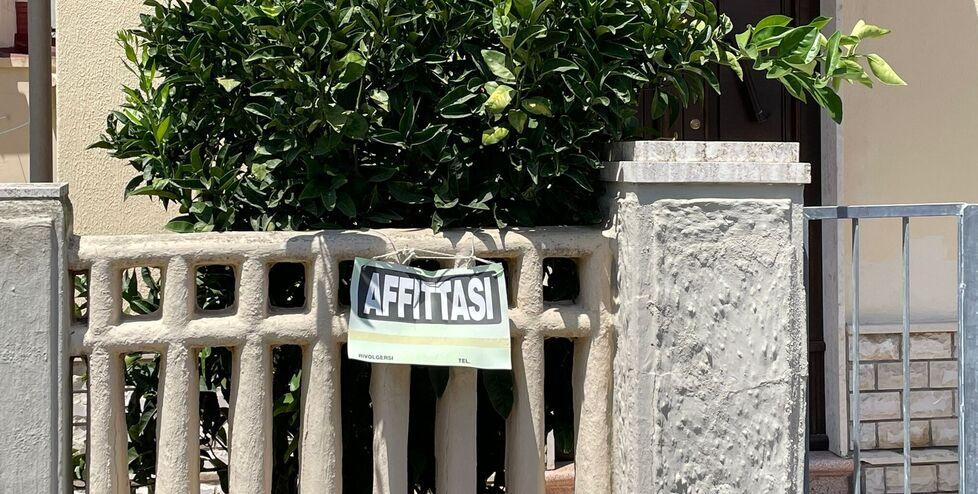 Follonica, Ferragosto in villa a 900 euro. Un affare? No, era una truffa 