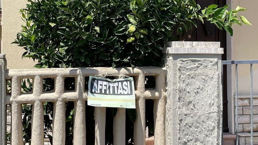 Follonica, Ferragosto in villa a 900 euro. Un affare? No, era una truffa