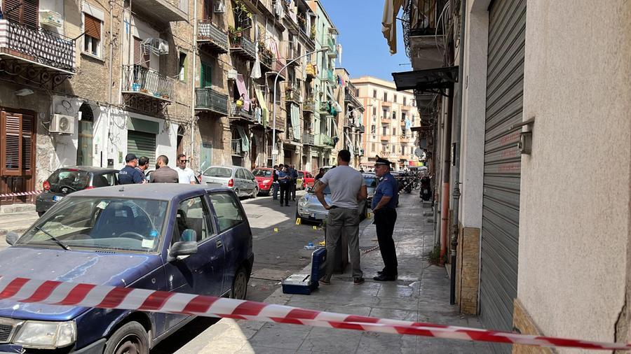 
	L&#39;omicidio nel quartiere Zisa, a Palermo (Foto Ansa/ Ignazio Marchese)

