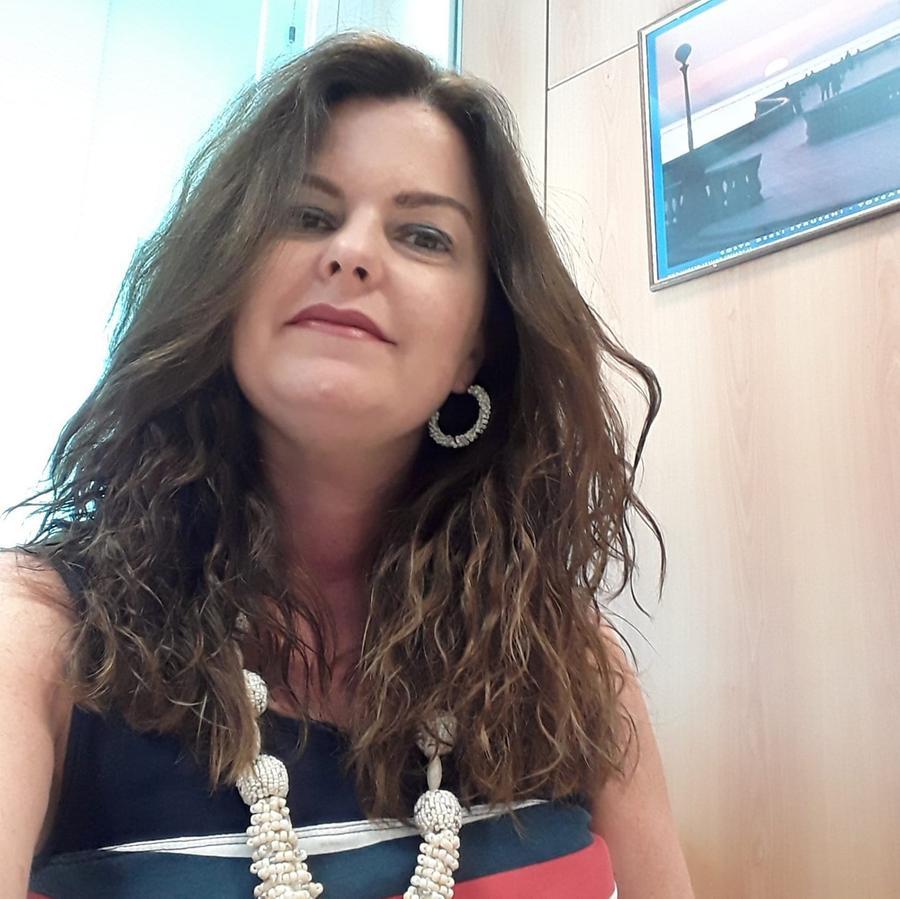 Livorno, contabile muore a 51 anni: il ricordo degli amici