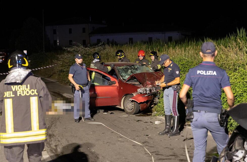Omicidio-suicidio con l’auto: verifiche sulle cartelle cliniche