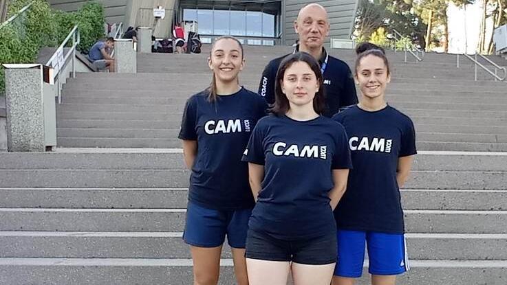 Letizia Scatena, Aurora Salani e Miriam Mugnani, le portacolori del Cam impegnate in Croazia nella Youth League di karate disputata a Porec