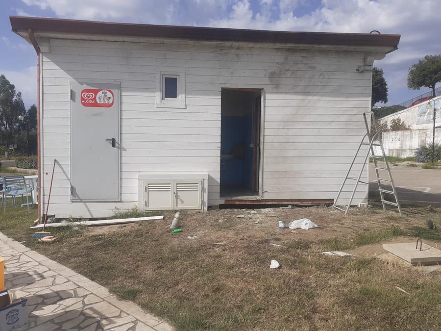 
	Il chiosco preso di mira

