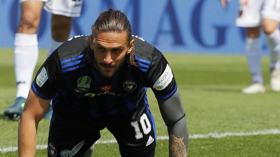 Torregrossa con la maglia nerazzurra (foto Muzzi)