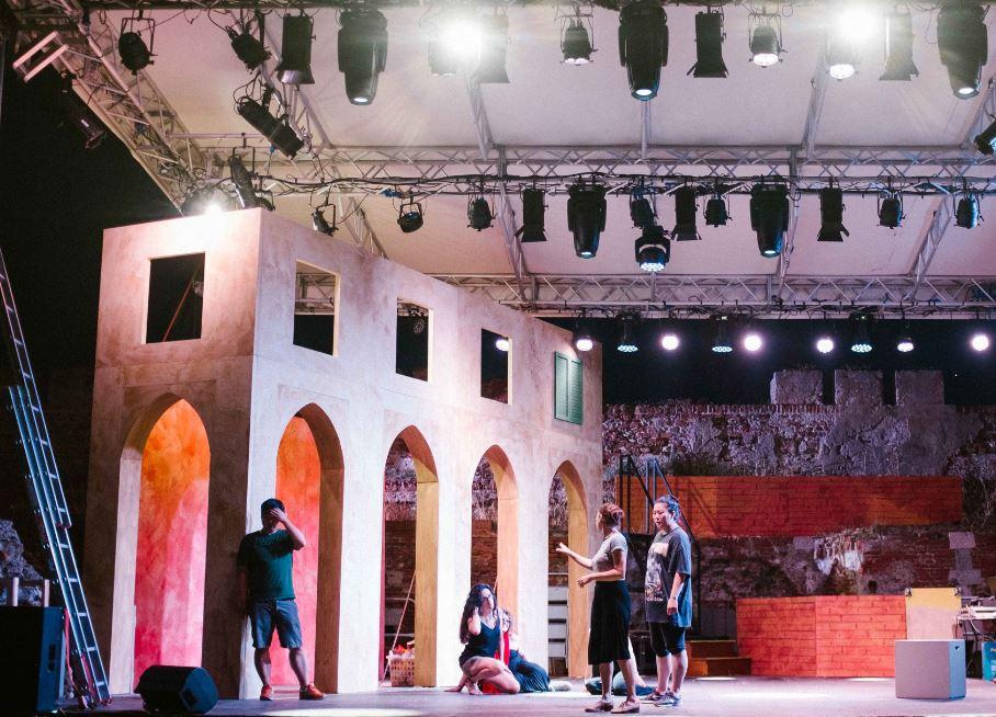 Un momento delle prove di Pinotta