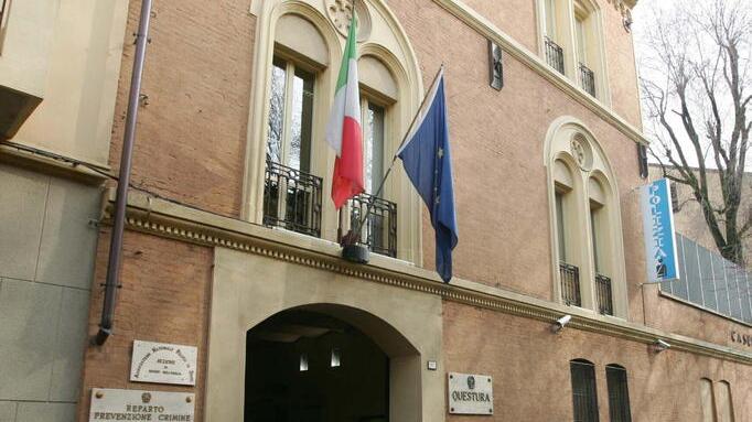 Il filmato girato in questura scagiona l’arrestato