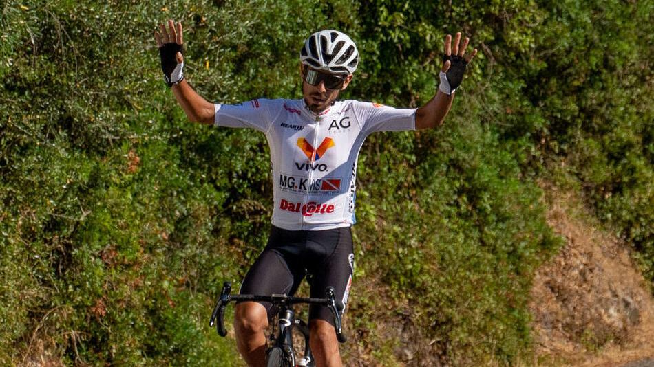 L'arrivo trionfale di Manuel Bongiorno