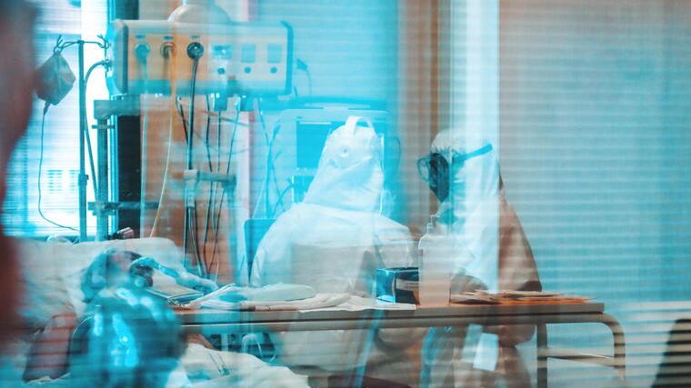 In ogni reparto una bolla Covid «Così il personale si contagia»